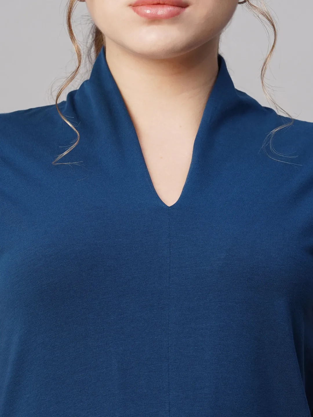 Women Cottonworld V-Neck^Women's Cotton Elastane Slim Fit Tshirt