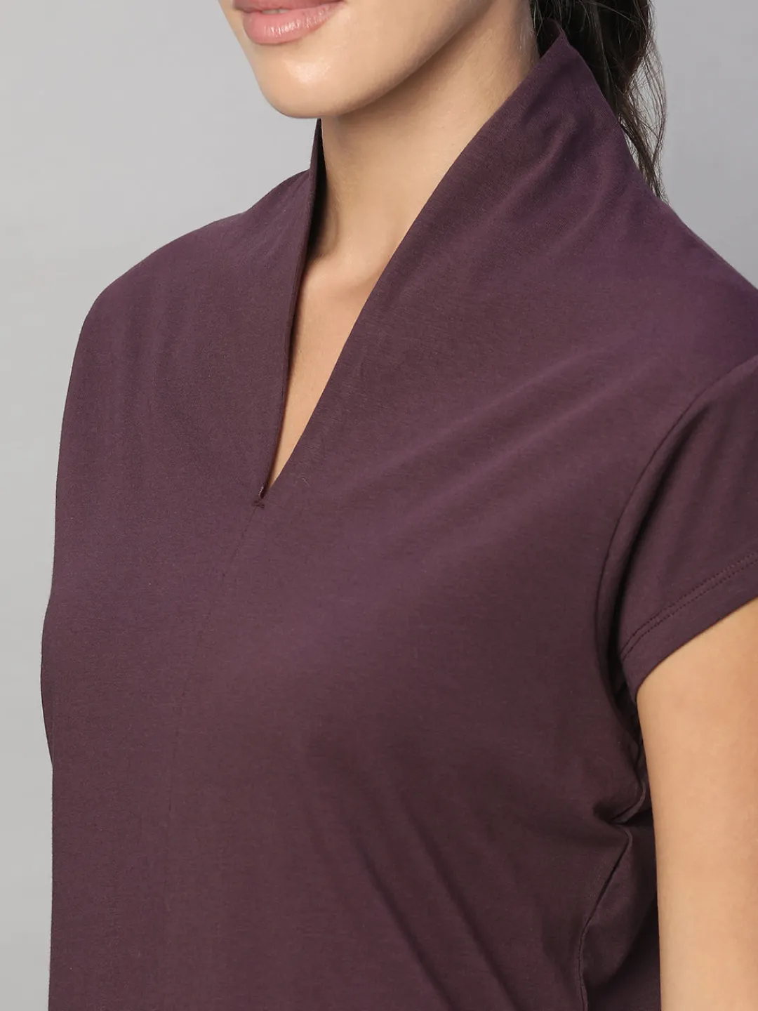 Women Cottonworld V-Neck^Women's Cotton Elastane Slim Fit Tshirt