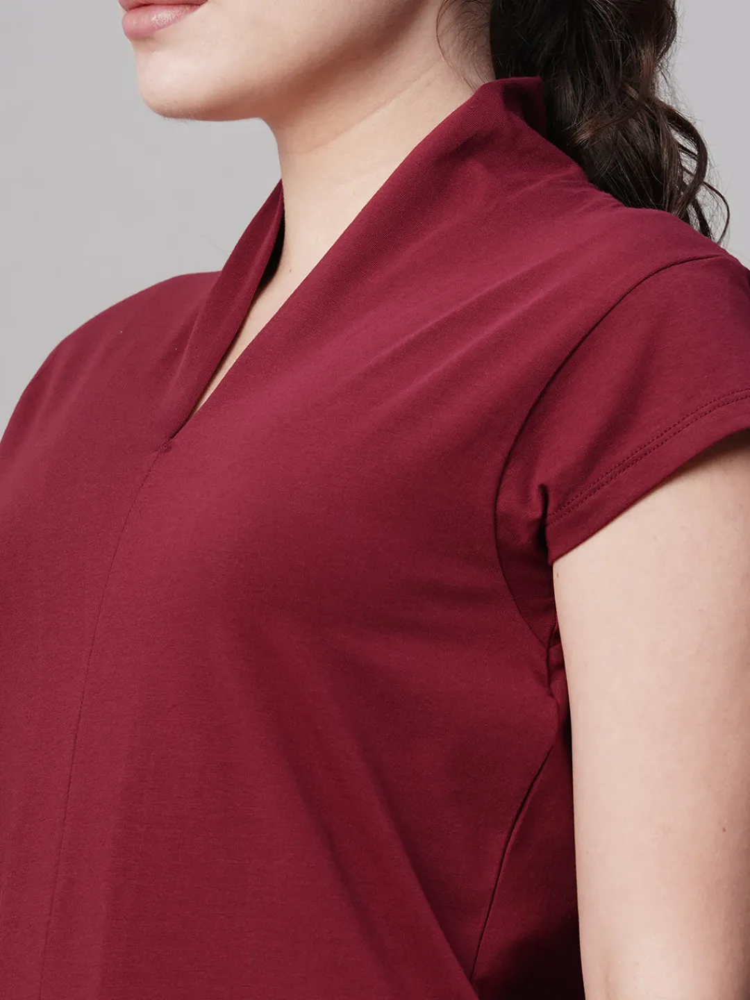 Women Cottonworld V-Neck^Women's Cotton Elastane Slim Fit Tshirt